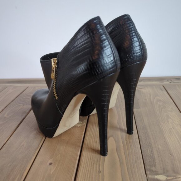 Michael Kors Black Leather Stiletto Heel Ankle Boots - Picture 5 of 11